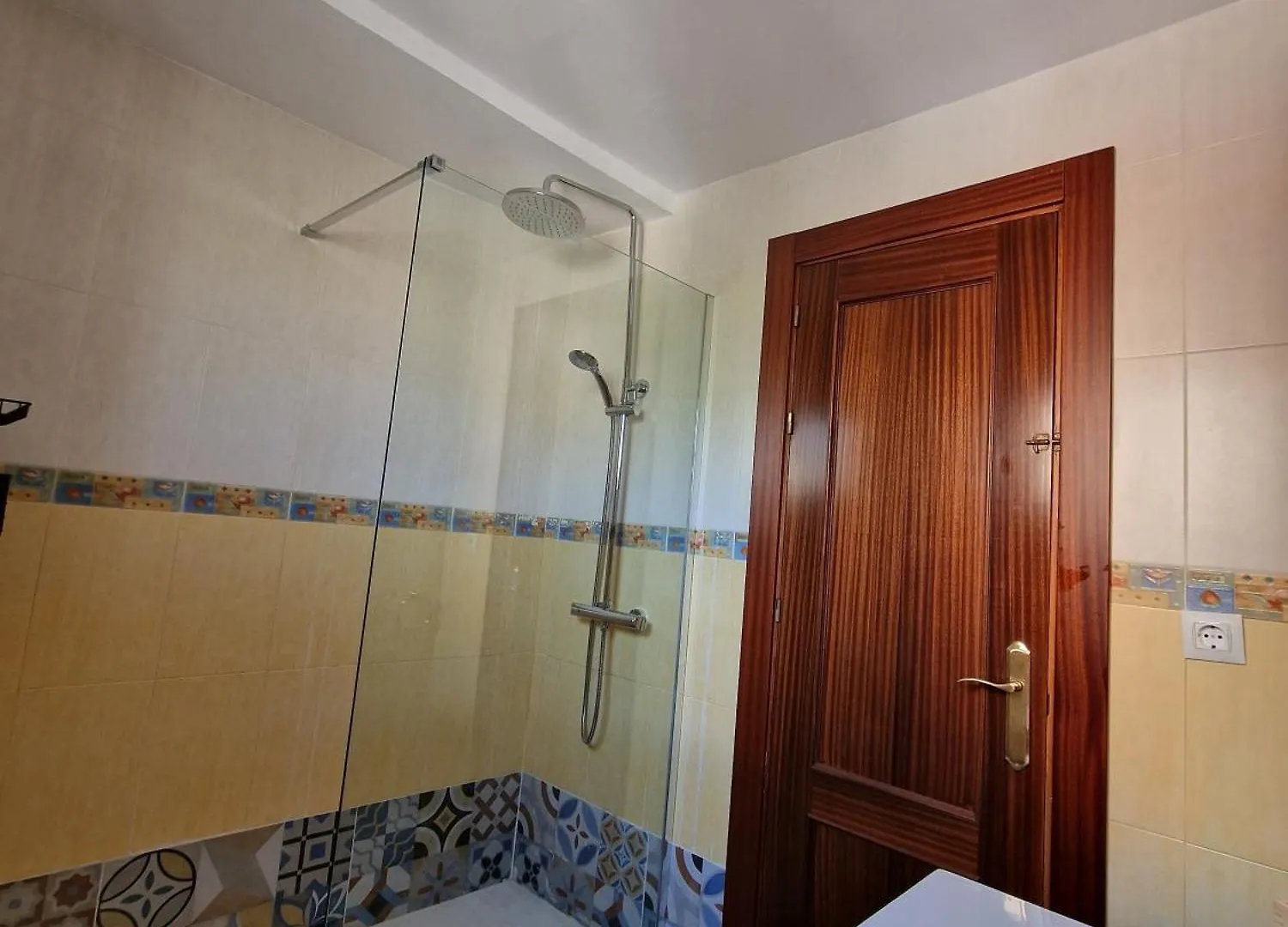 Virgen De Lujan Triana Apartment Seville 0*,